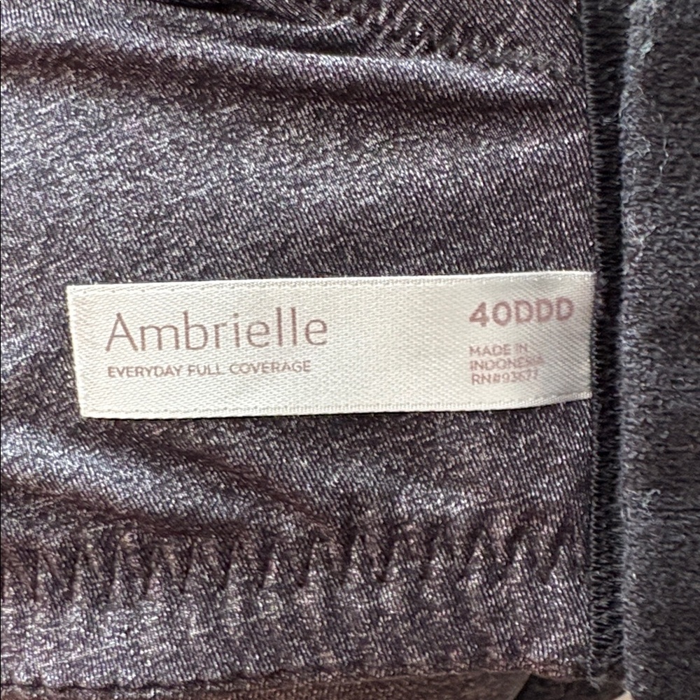 🌚 Abrielle Everyday Full Coverage Bra. 40DDD. Charcoal gray. Excellent. - Picture 7 of 8